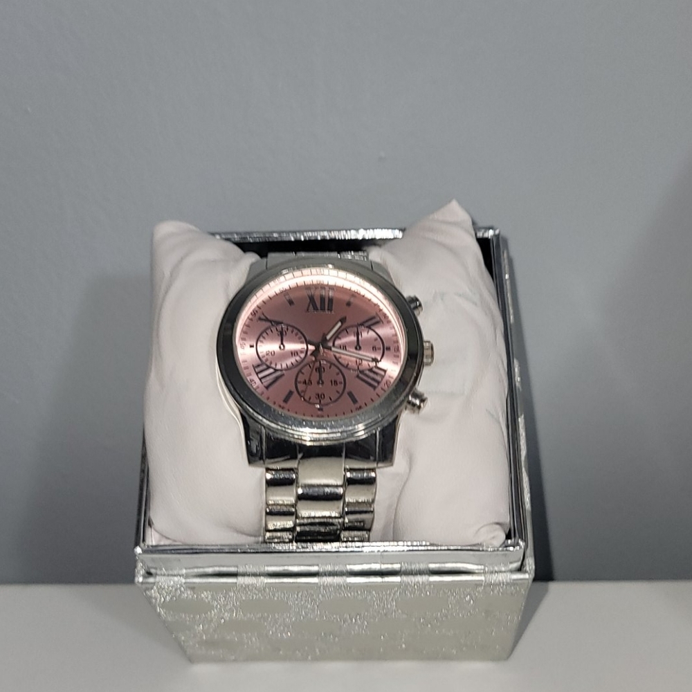 Oversize watch - Picture 2 of 2